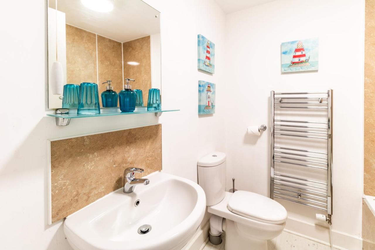 Mycosy Provost Road Apartment *